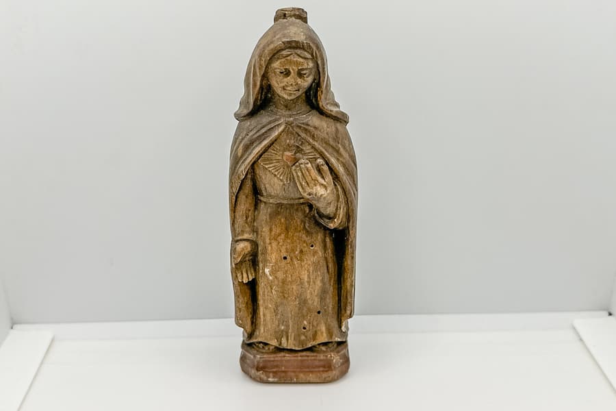 Antike Holzfigur Madonna